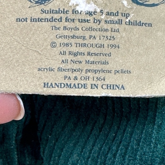 Vtg Boyd’s Bear Bean Bag Stuffed Bear Collectible Posable with BearWear Outfit - Picture 12 of 13